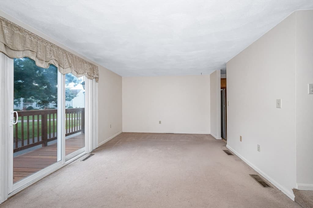 23 Patrick Rd # 23, Tewksbury MA 01876 photo 6