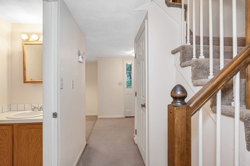 23 Patrick Rd # 23, Tewksbury MA 01876 photo 16