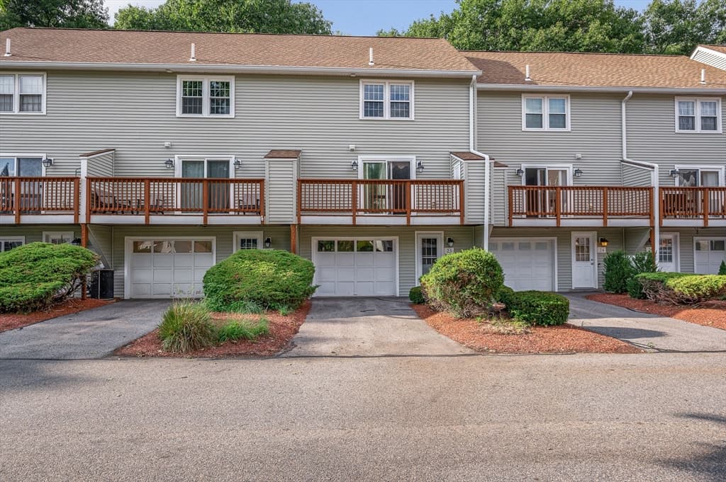 23 Patrick Rd # 23, Tewksbury MA 01876 photo 3