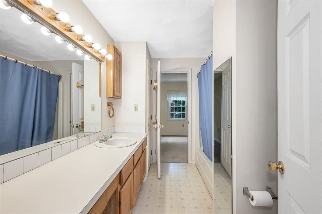 23 Patrick Rd # 23, Tewksbury MA 01876 photo 21