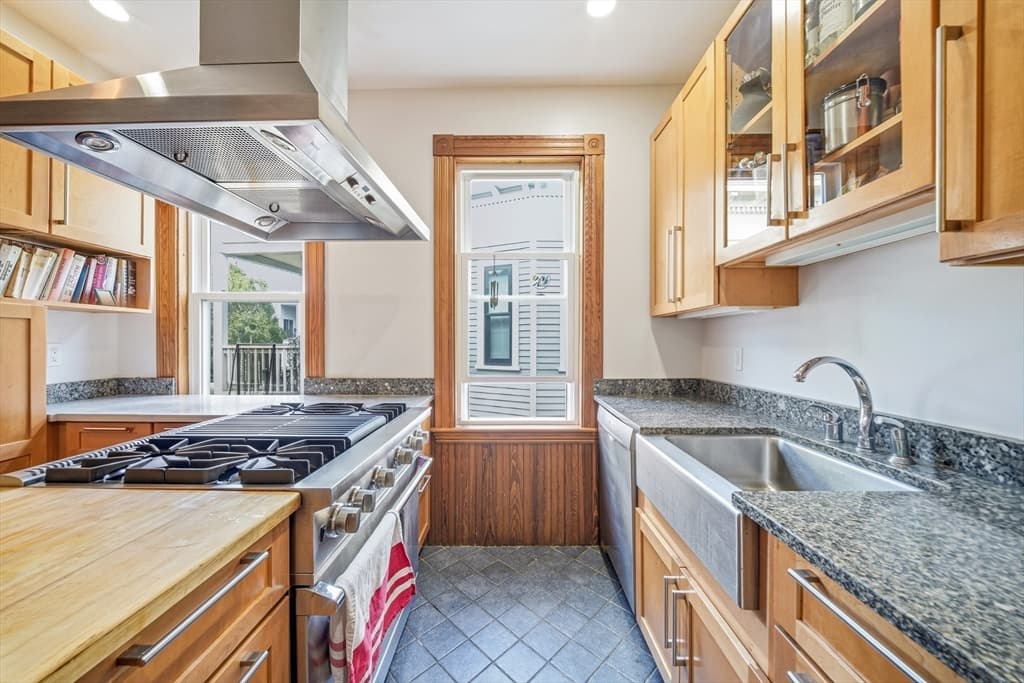 113 Antrim St # 3, Cambridge MA 02139 photo 7