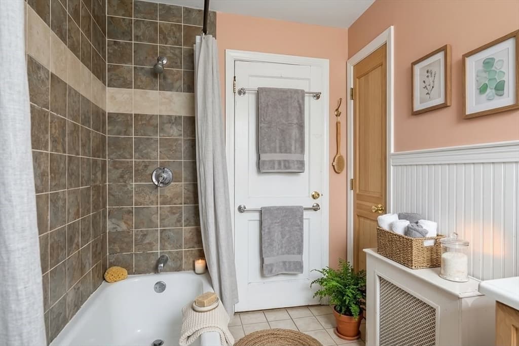 34 Hawthorne St, North Attleboro MA 02760 photo 16
