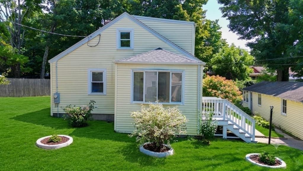 34 Hawthorne St, North Attleboro MA 02760 photo 28