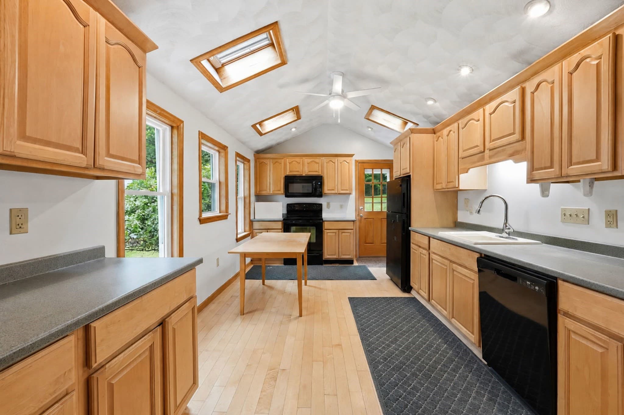 Single Family Residence at 587 Main St, Boylston MA 01505, Boylston, photo 3 of 41
