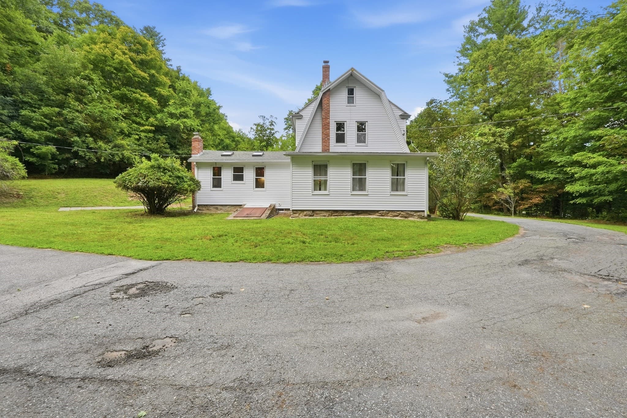 Single Family Residence at 587 Main St, Boylston MA 01505, Boylston, photo 36 of 41