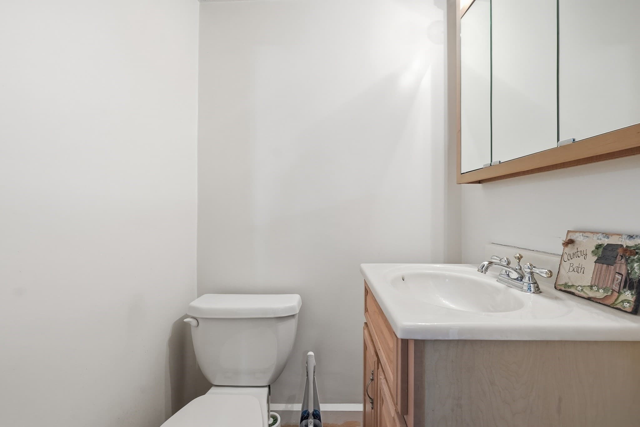 Single Family Residence at 587 Main St, Boylston MA 01505, Boylston, photo 25 of 41