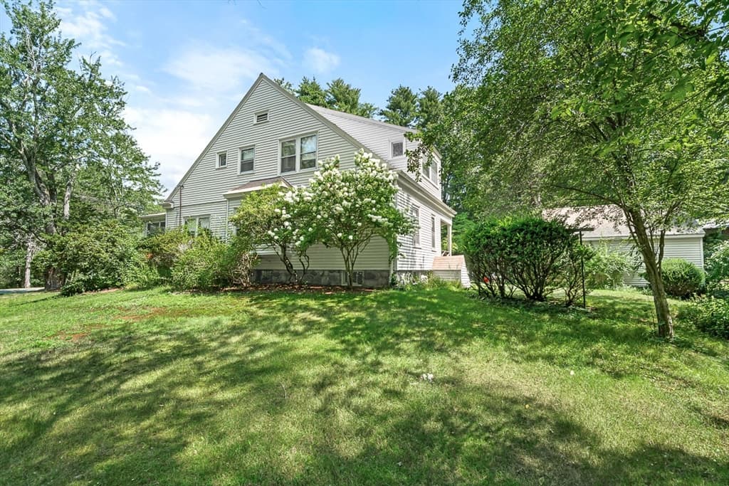 53 Elmwood Rd, Wellesley MA 02481 photo 4