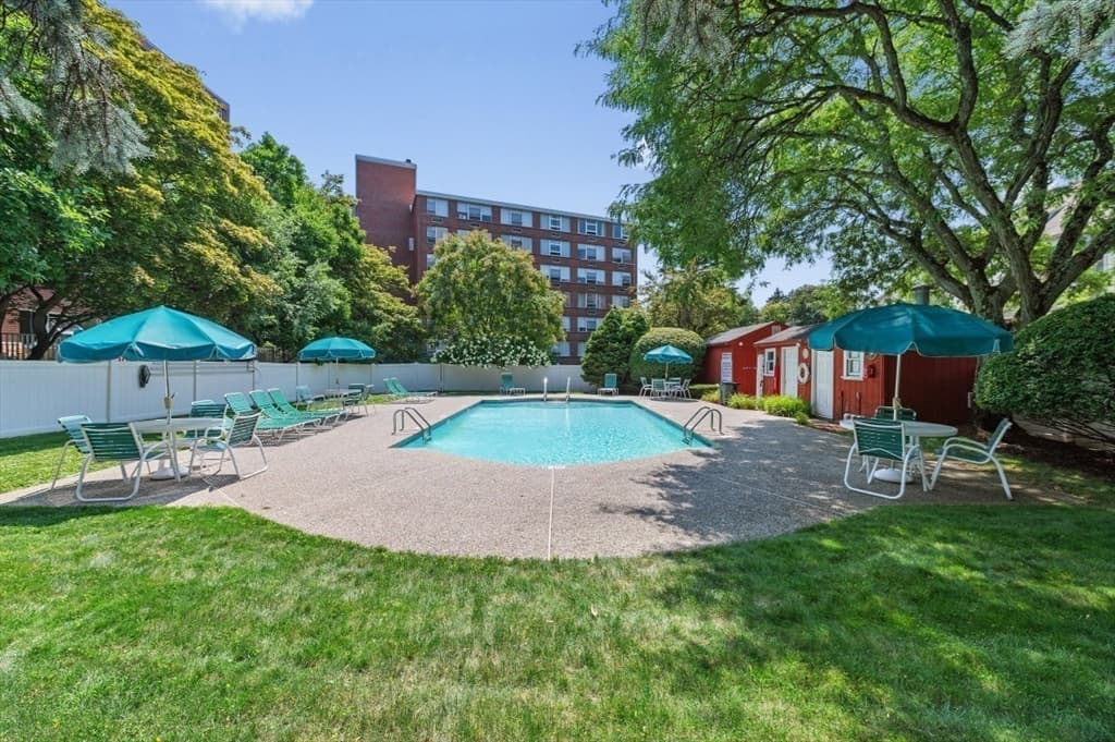 10 Hammond Pond Parkway # 607, Newton MA 02467 photo 27
