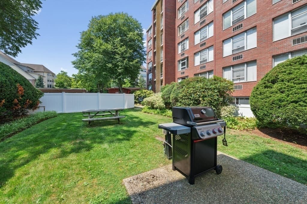 10 Hammond Pond Parkway # 607, Newton MA 02467 photo 24