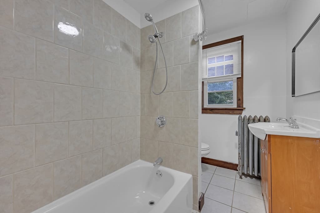 189 Walnut St, Leominster MA 01453 photo 20