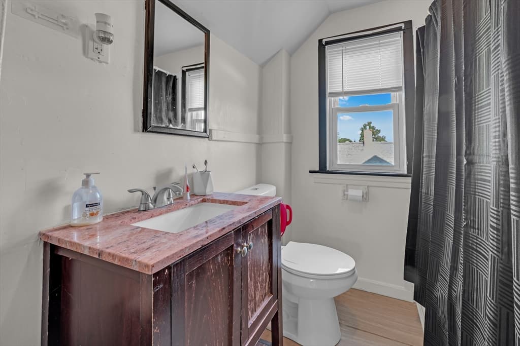 189 Walnut St, Leominster MA 01453 photo 30