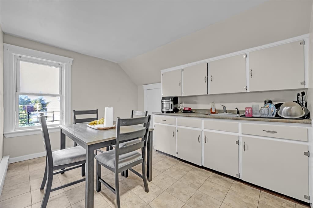 189 Walnut St, Leominster MA 01453 photo 29