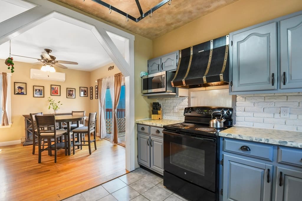 131 Foster St, Fall River MA 02721 photo 13