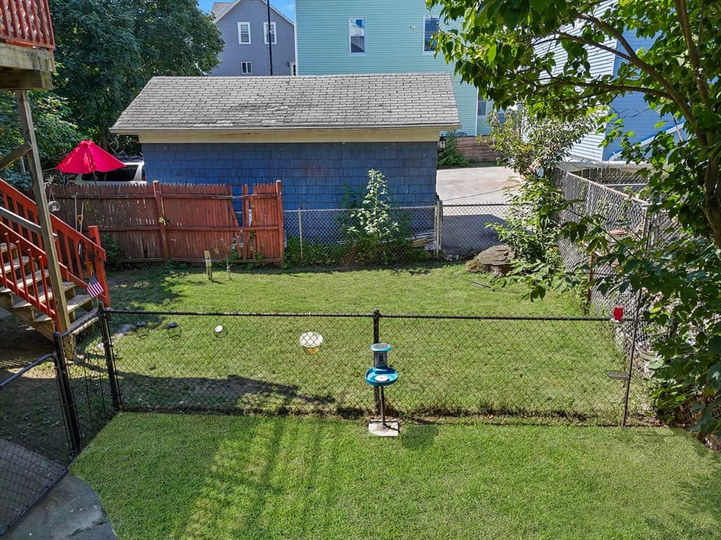 131 Foster St, Fall River MA 02721 photo 3