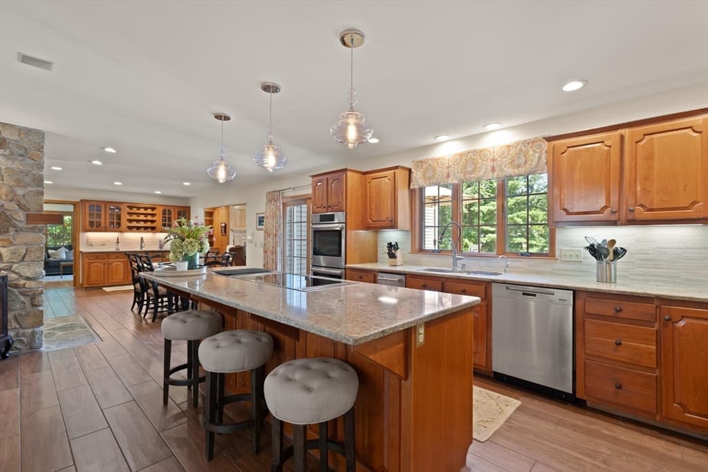 60 Cosma Road, Easton MA 02356 photo 9
