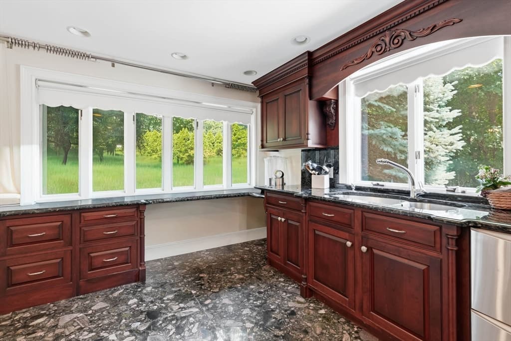 90 Mountwood Rd, Swampscott MA 01907 photo 9