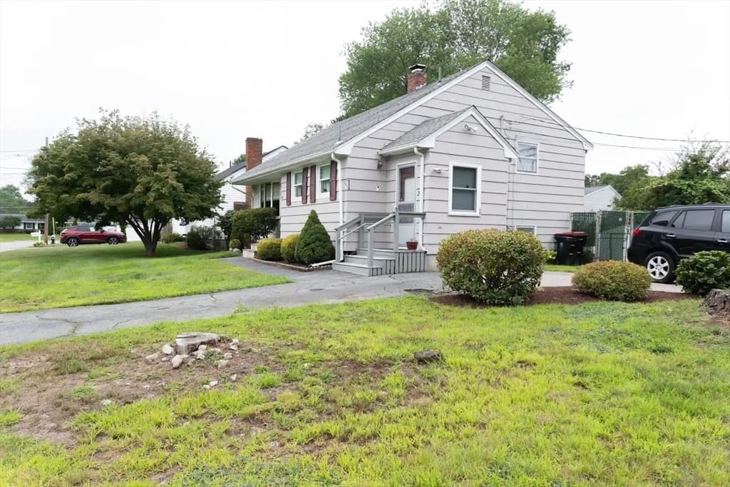 24 Hanson St, Brockton MA 02302 photo 26