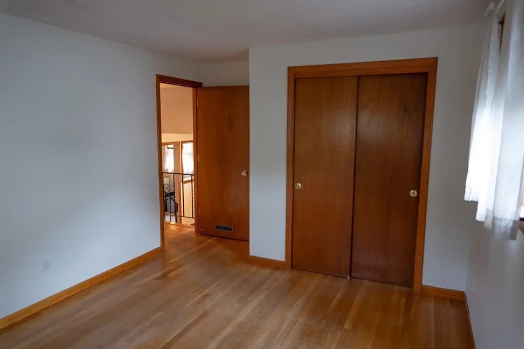 24 Hanson St, Brockton MA 02302 photo 10