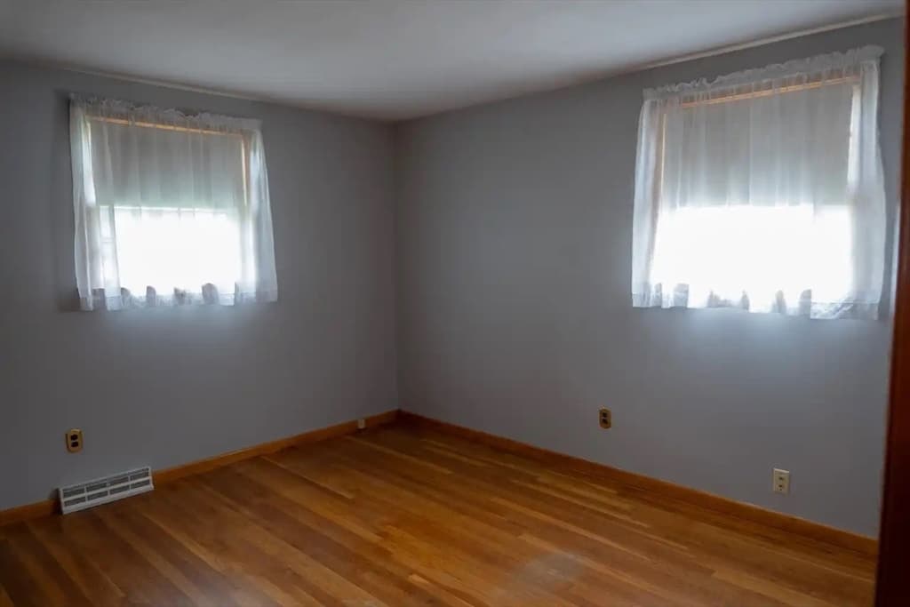 24 Hanson St, Brockton MA 02302 photo 15