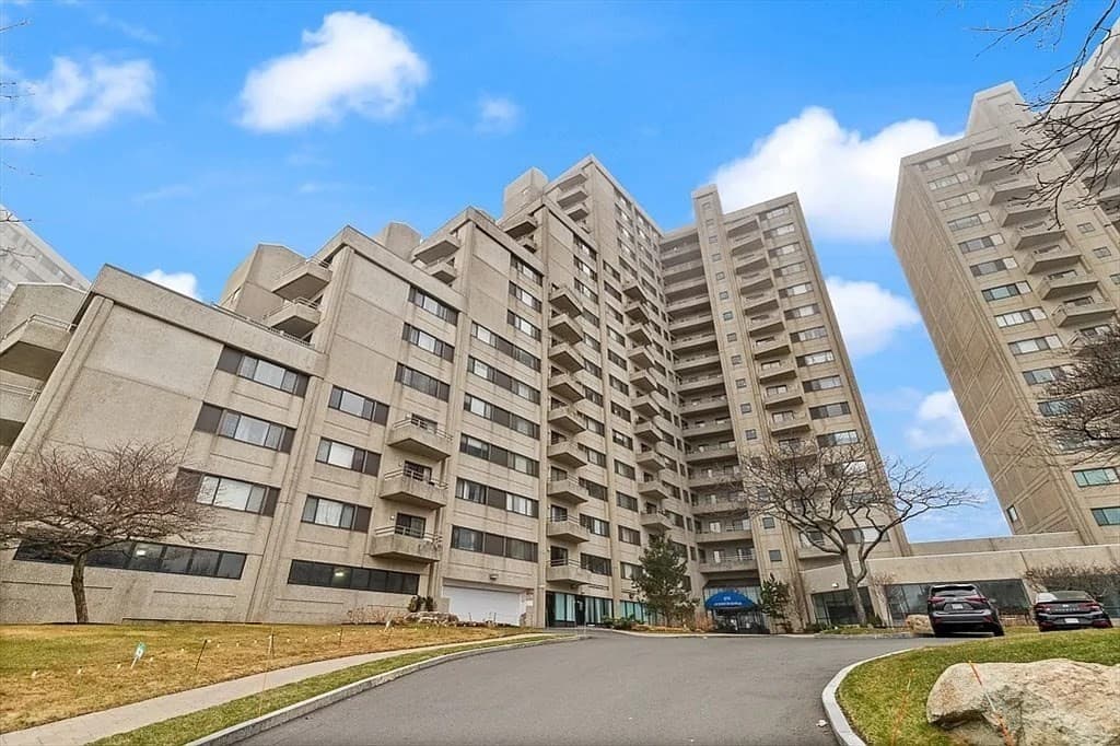 376 Ocean Ave # 709, Revere MA 02151