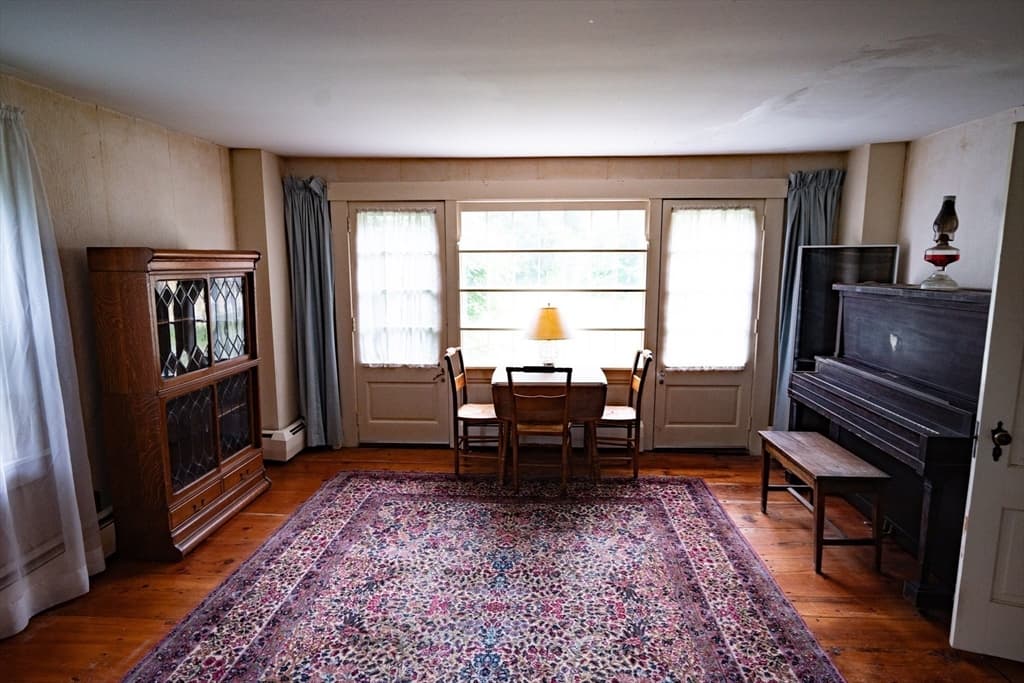 106 Beal St, Lunenburg MA 01462 photo 14