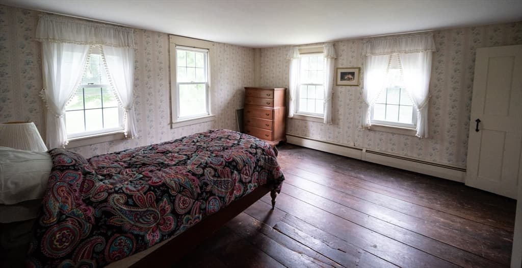 106 Beal St, Lunenburg MA 01462 photo 21