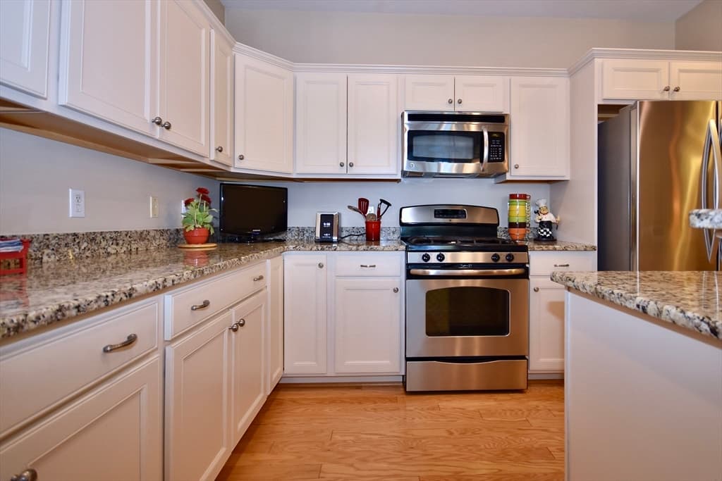 6 Chadwick Ct # 6, Mashpee MA 02649 photo 6