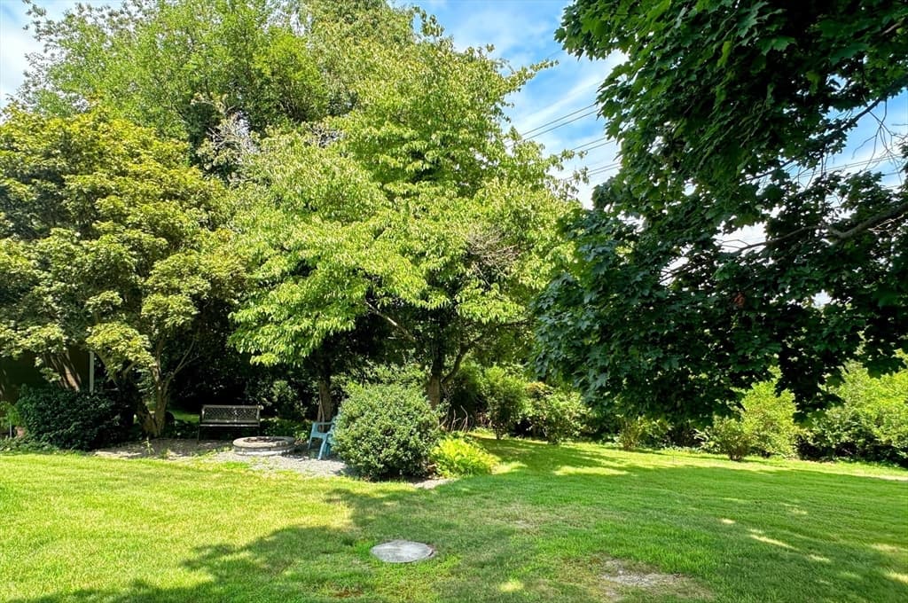 67 Montgomery Rd, Swansea MA 02777 photo 32