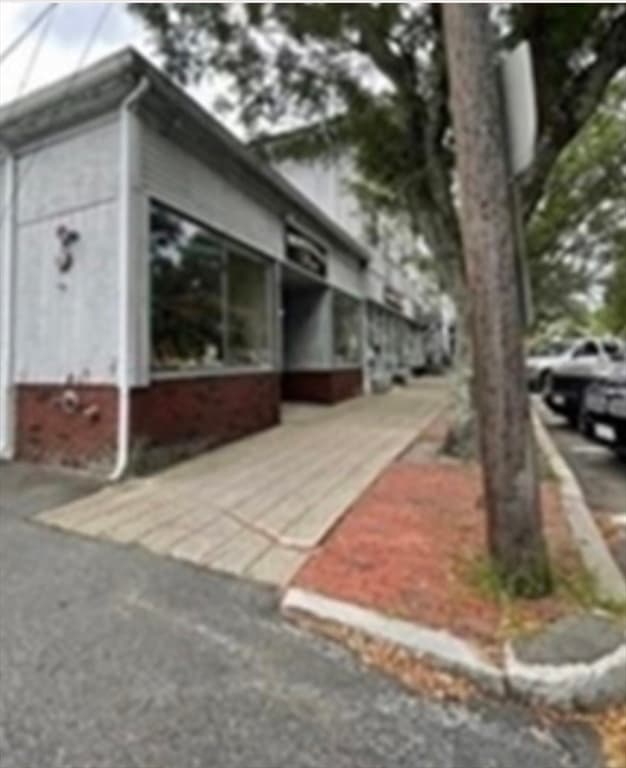 40 Central Square, Bridgewater MA 02324 photo 3