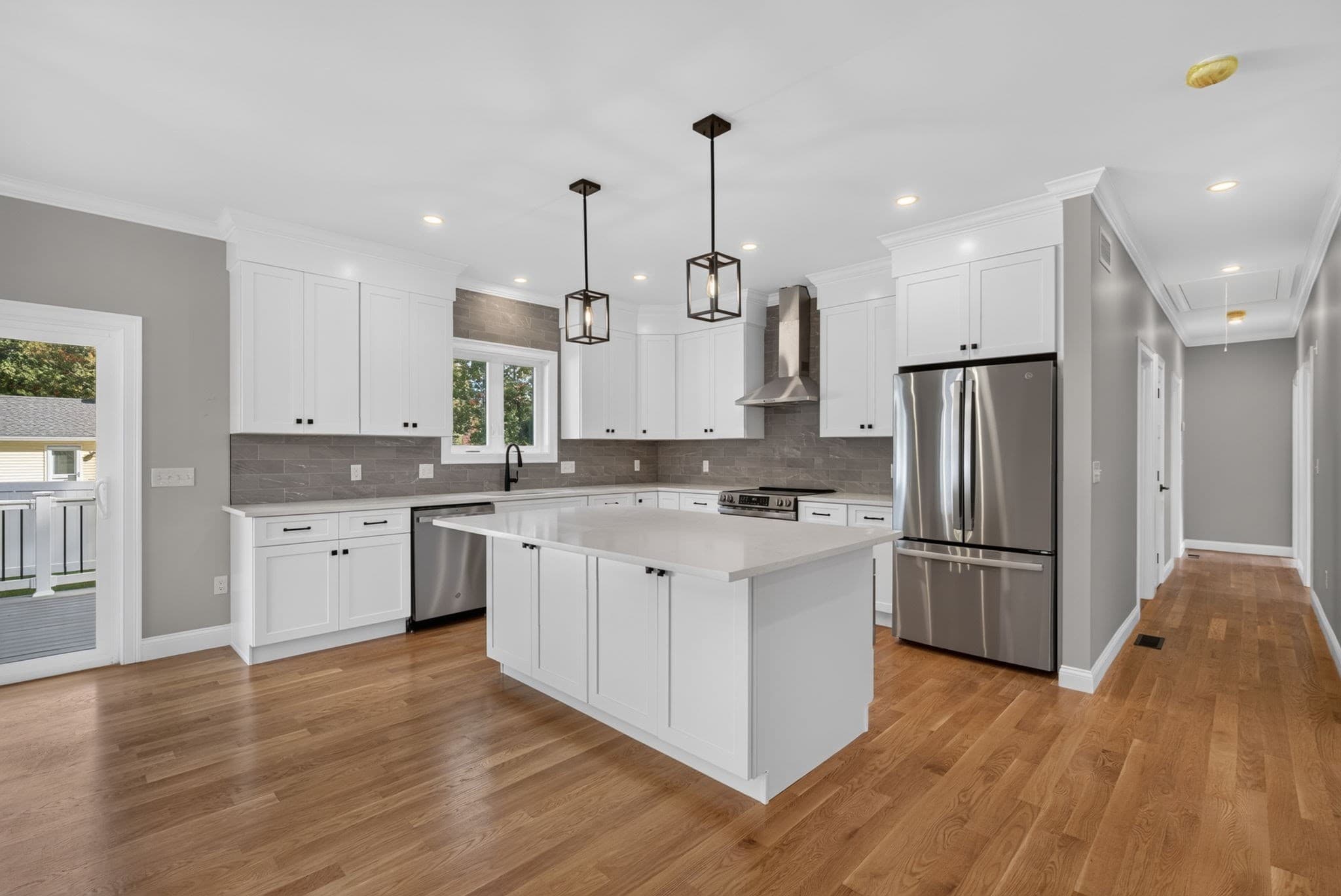 Single Family Residence at 24 Edith Dr, Tewksbury MA 01876, photo 10 of 41