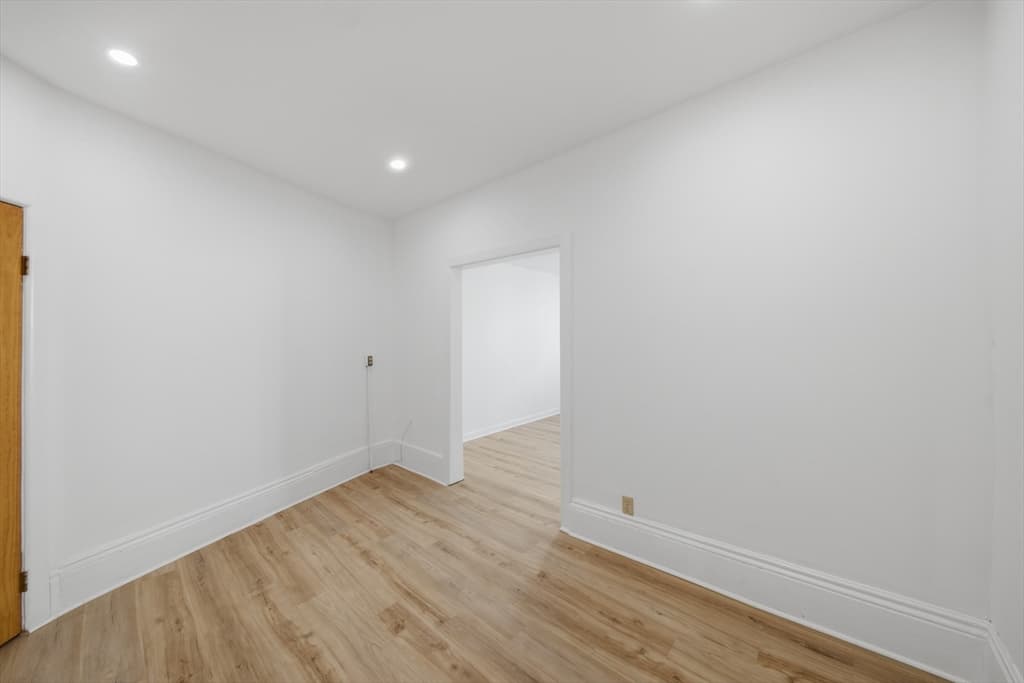 103 London St, Boston MA 02128 photo 17