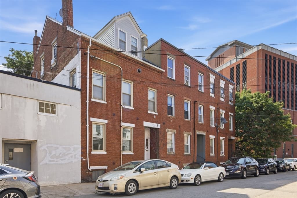 103 London St, Boston MA 02128 photo 7