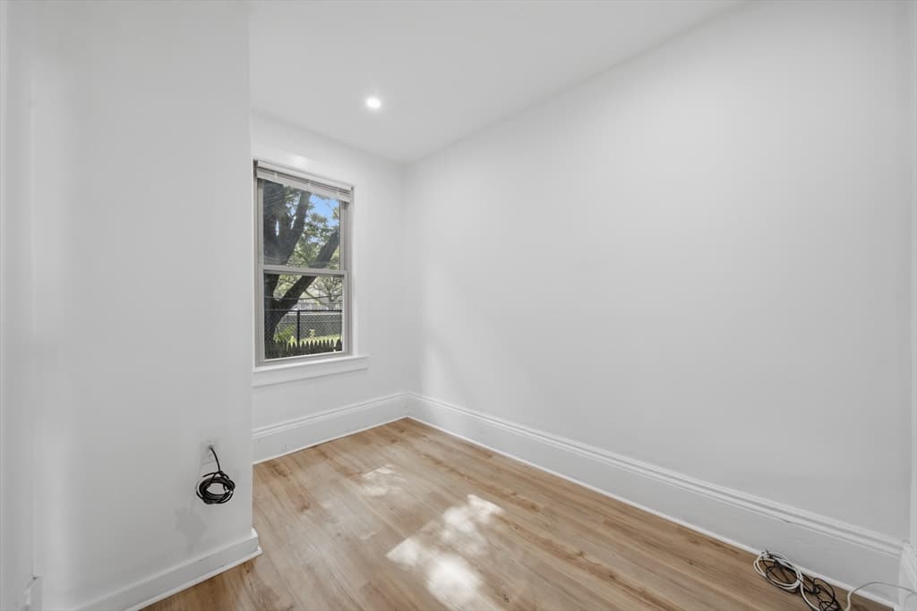 103 London St, Boston MA 02128 photo 21