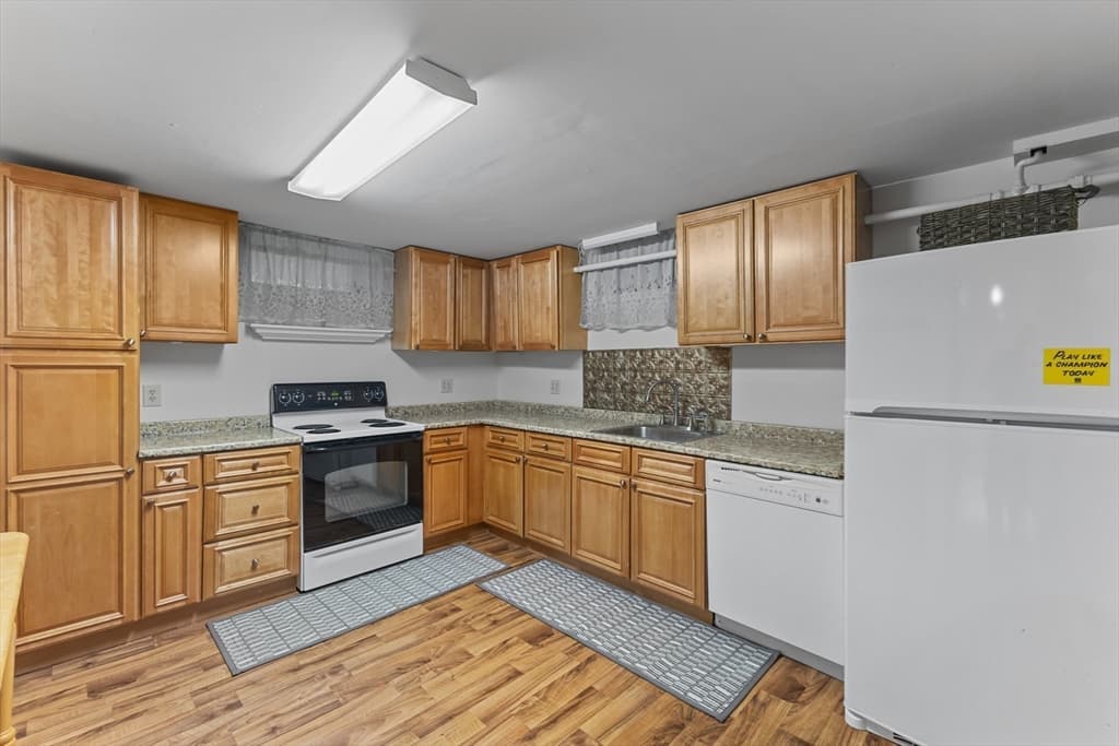 Single Family Residence at 7 Simond St., Auburn MA 01501, Auburn, photo 17 of 25