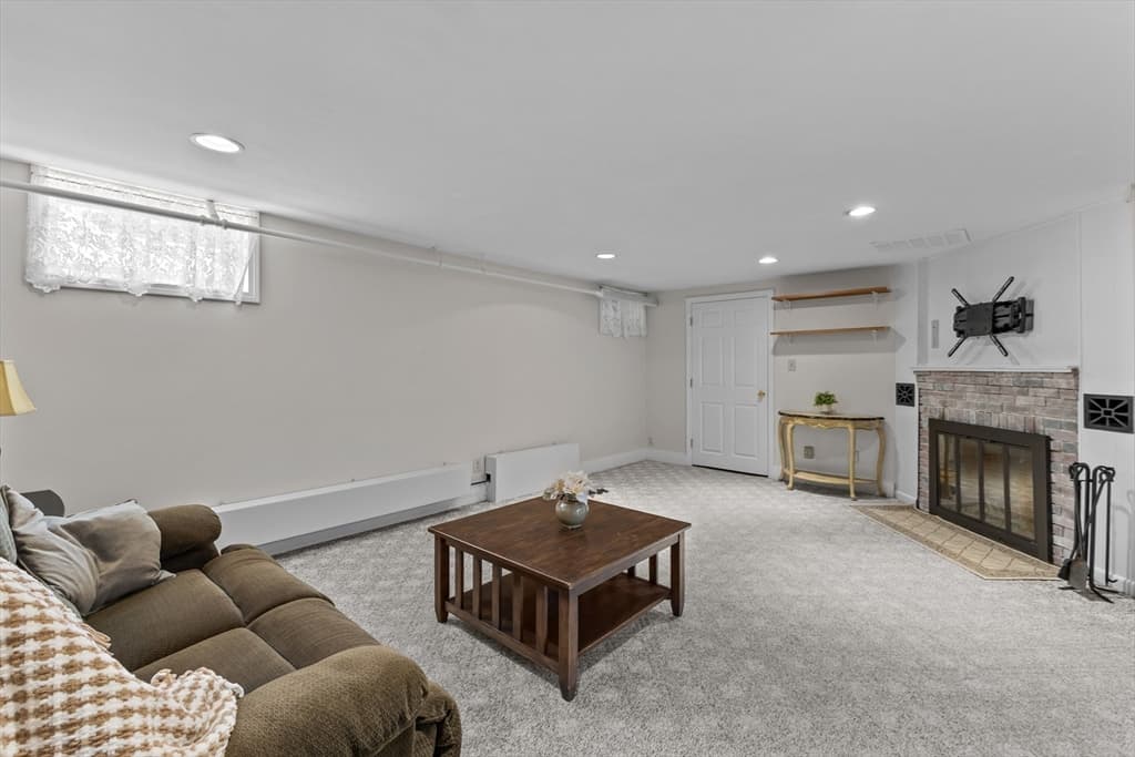 Single Family Residence at 7 Simond St., Auburn MA 01501, Auburn, photo 16 of 25