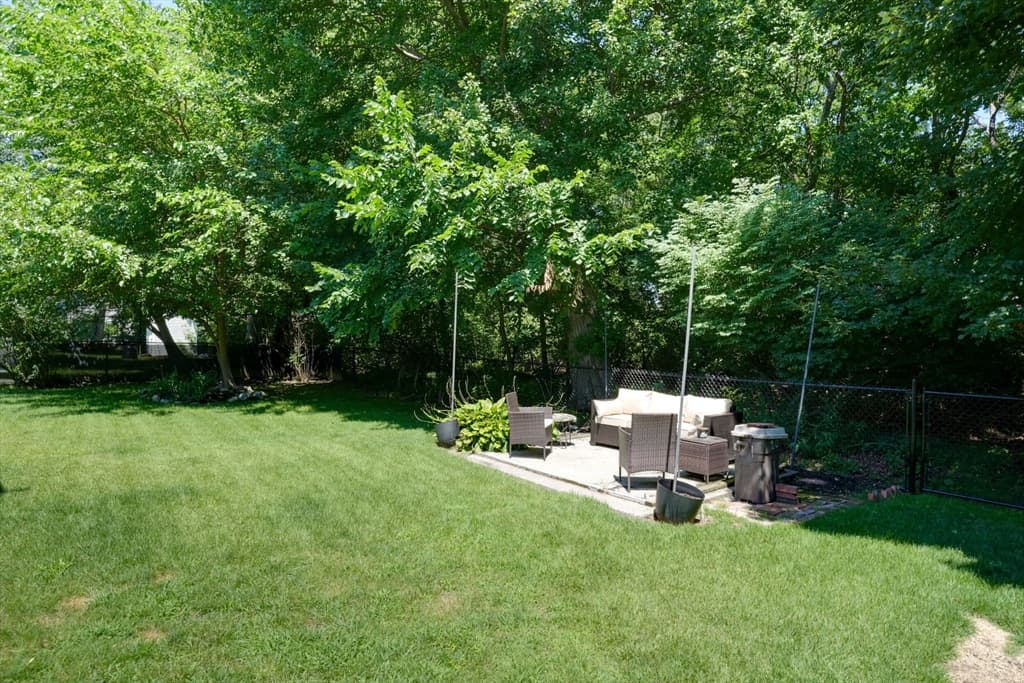 20 Ledgewood Dr, Burlington MA 01803 photo 3
