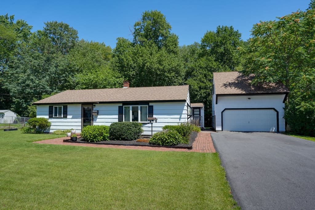 20 Ledgewood Dr, Burlington MA 01803 photo 4