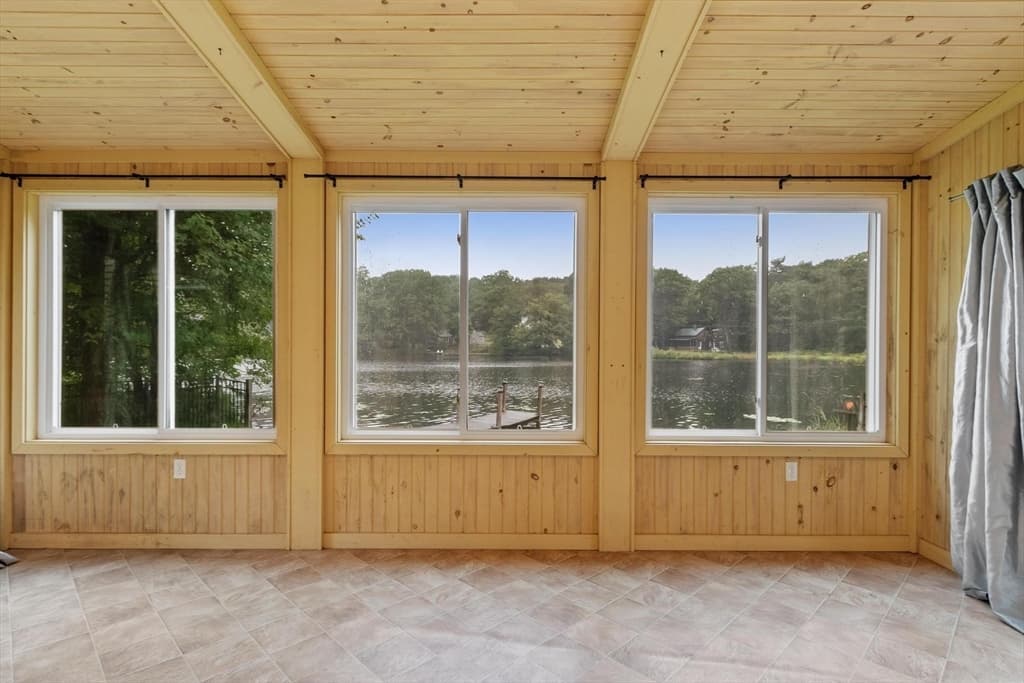 9 Lake Dr E, Westminster MA 01473 photo 16