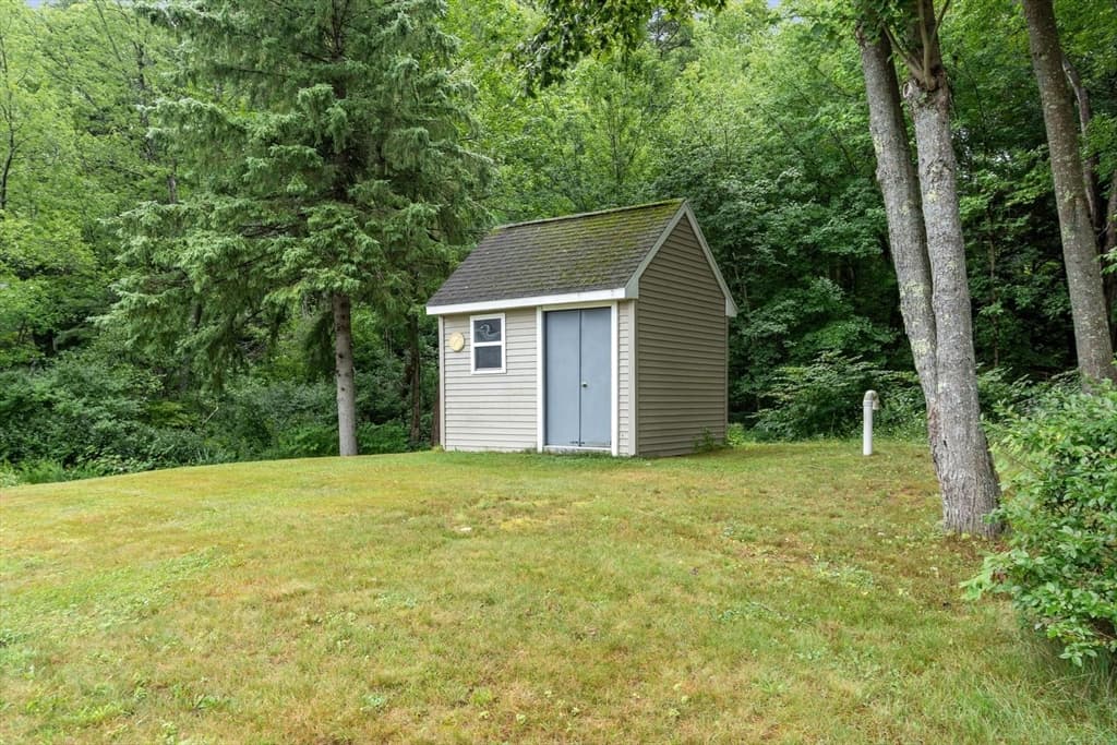 9 Lake Dr E, Westminster MA 01473 photo 38