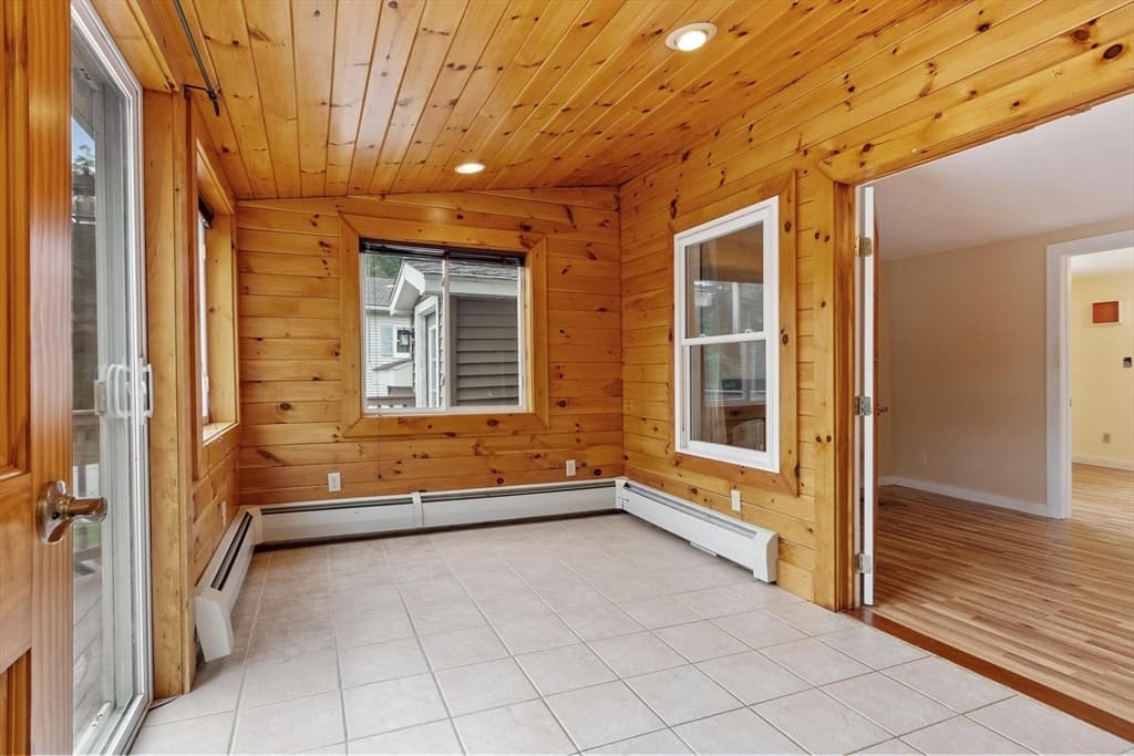 9 Lake Dr E, Westminster MA 01473 photo 18