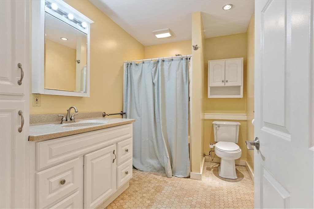 9 Lake Dr E, Westminster MA 01473 photo 8