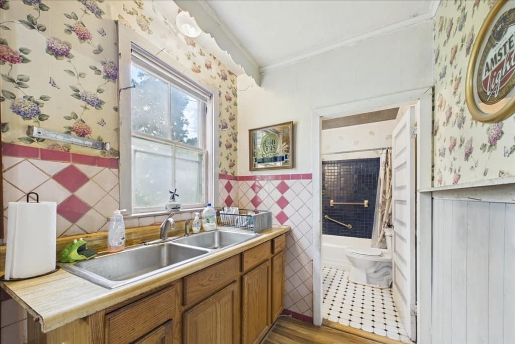 731 S Main St, Randolph MA 02368 photo 23
