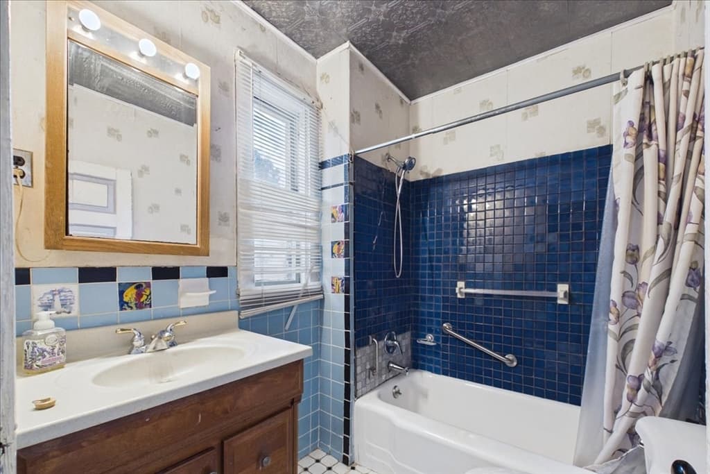 731 S Main St, Randolph MA 02368 photo 25