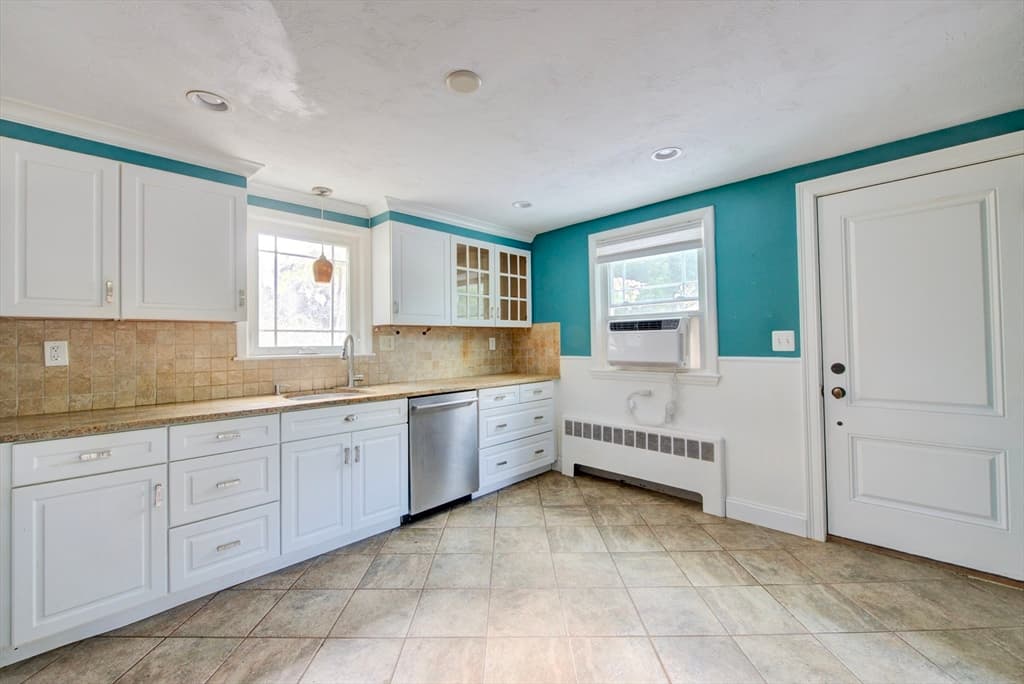 13 Winslow Rd, Sharon MA 02067 photo 5