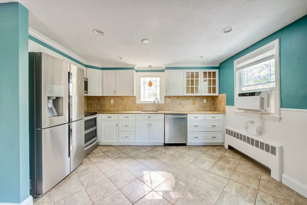 13 Winslow Rd, Sharon MA 02067 photo 4