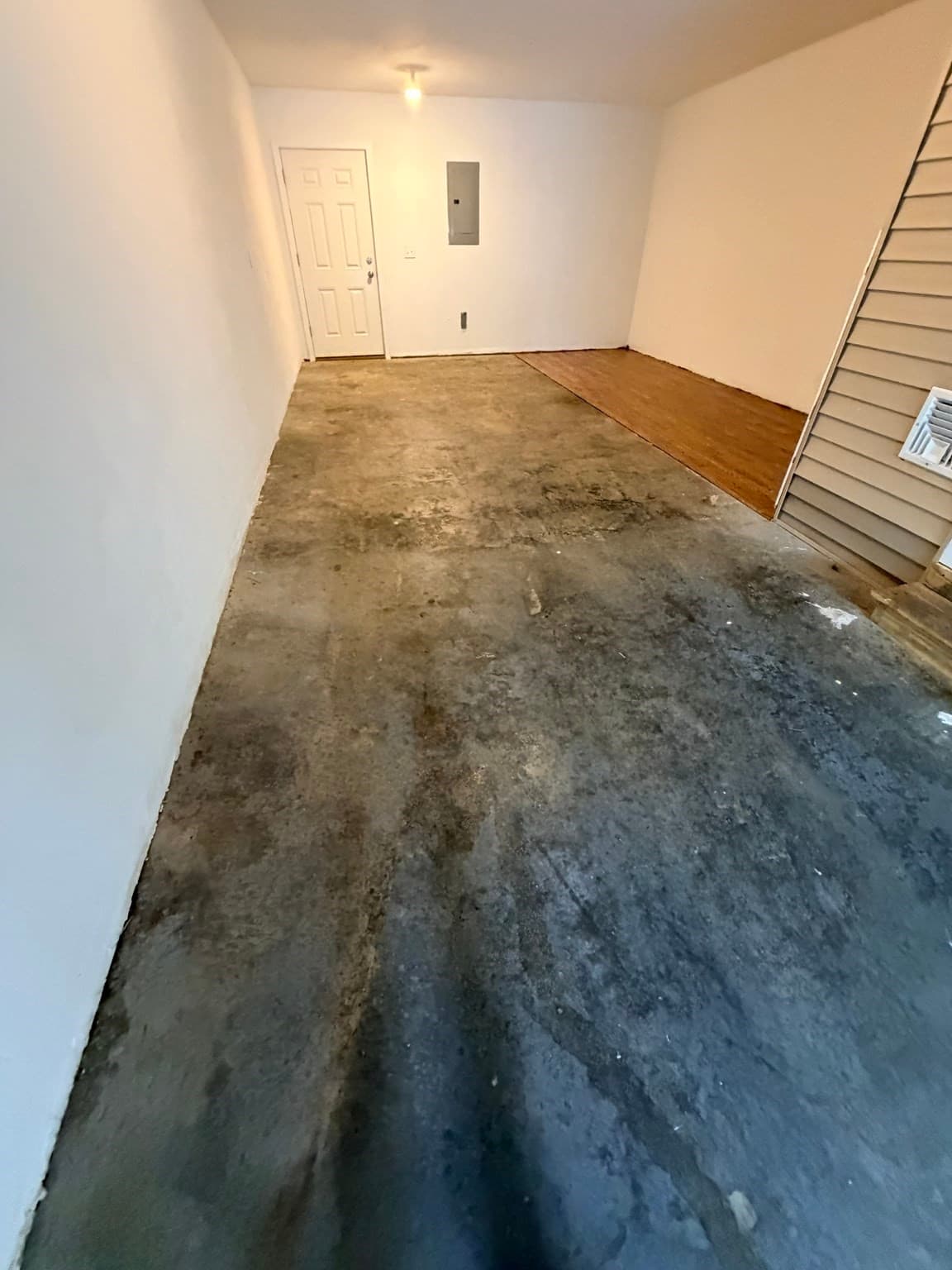 Single Family Residence at 36 Standsh St # 0, Worcester MA 01604, photo 10 of 11