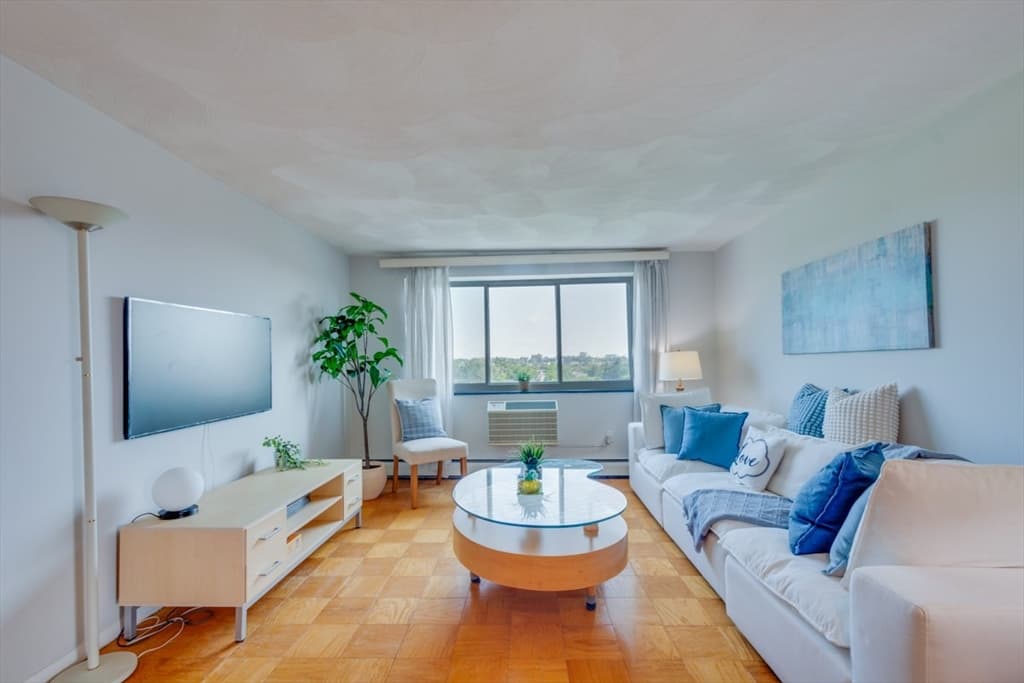 287 Harvard St # 79, Cambridge MA 02139