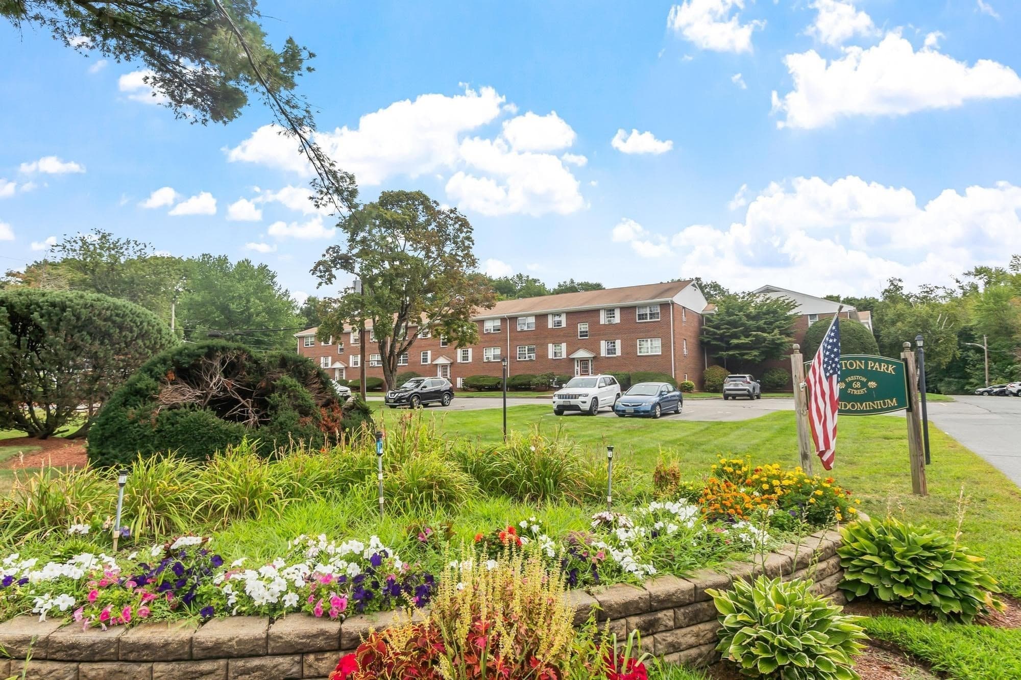 Condominium at 68 Preston Street # 2C, Wakefield MA 01880, Wakefield, photo 18 of 34