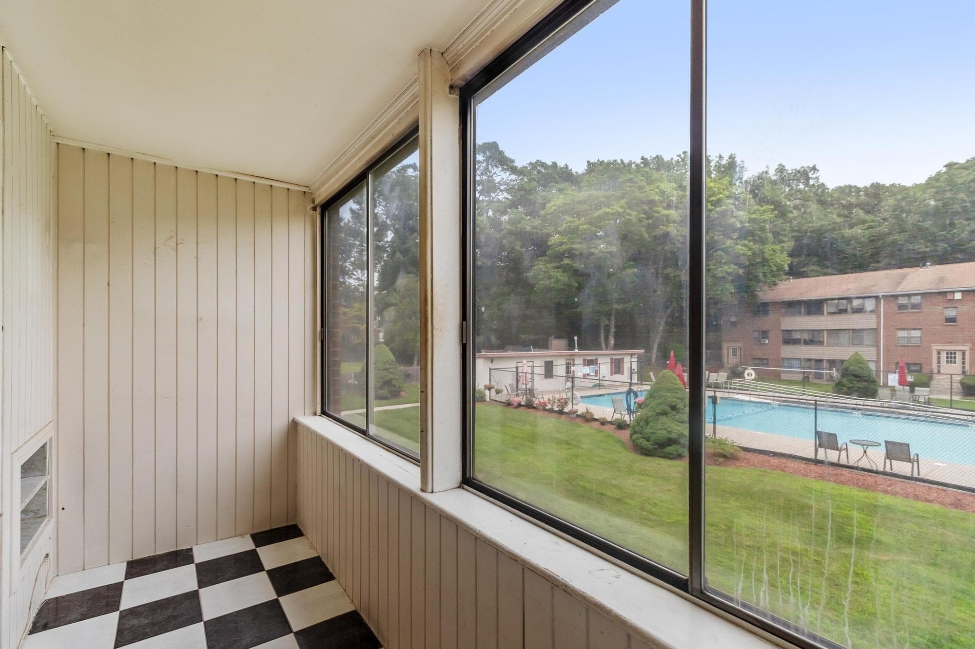 Condominium at 68 Preston Street # 2C, Wakefield MA 01880, Wakefield, photo 11 of 34