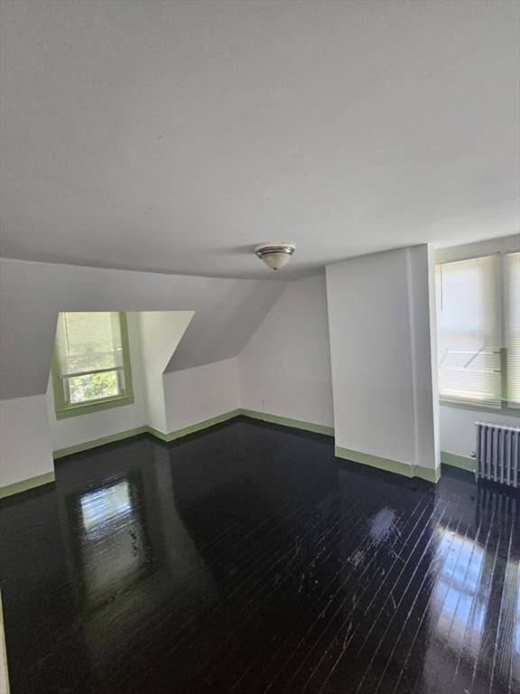 76 Acushnet Ave, Springfield MA 01105 photo 18